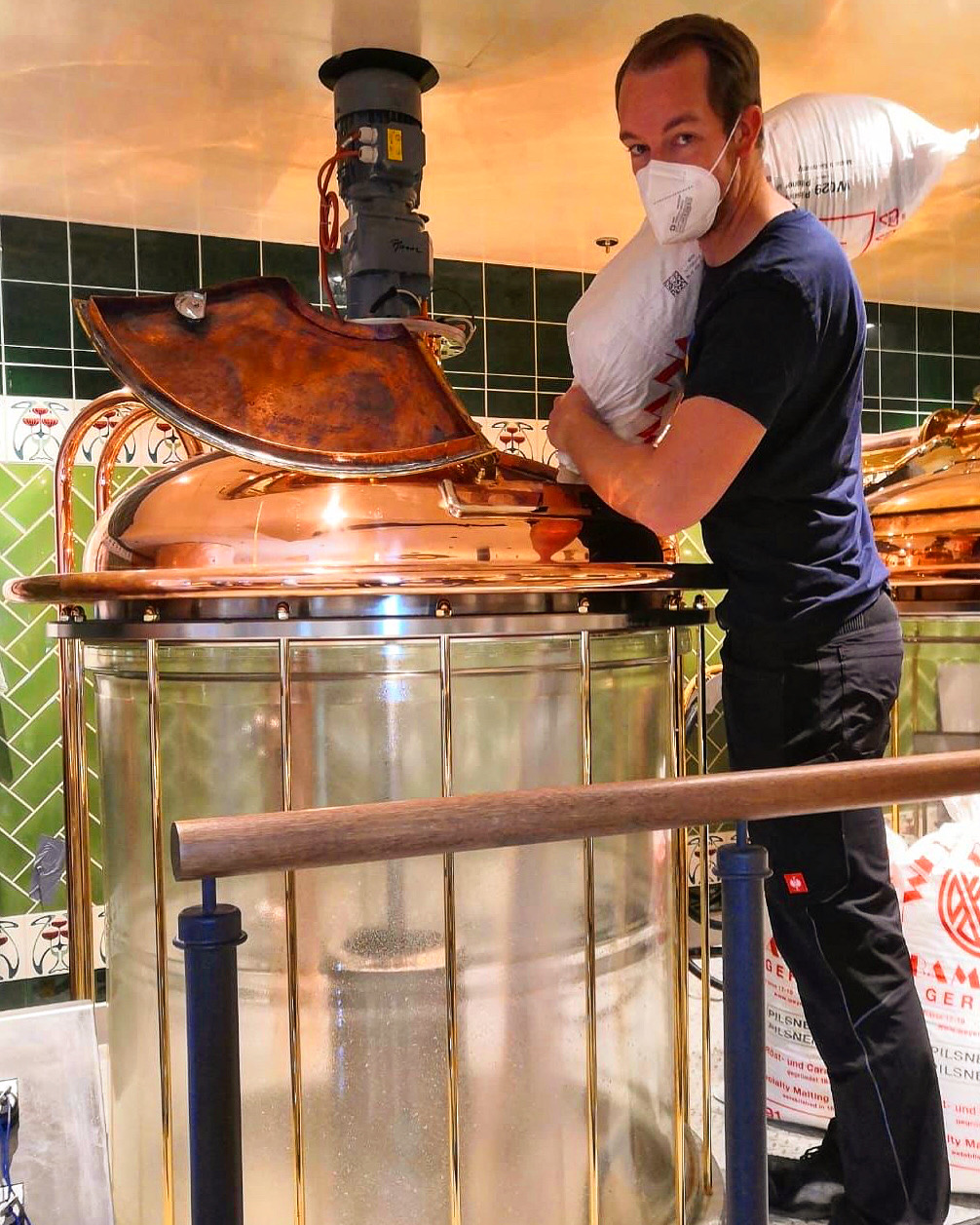 20211112_Leo brauen AIDA cosma_KL